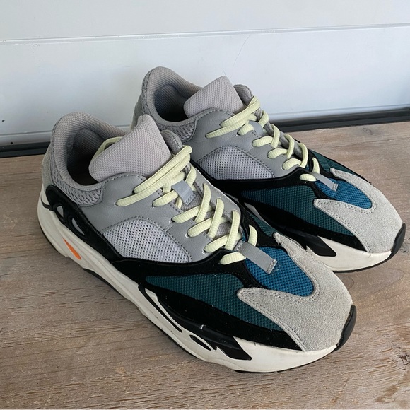 Adidas Yeezy Boost 700 Wave Runner like new sneakers size men’s 9 women’s 10.5 - Picture 8 of 11